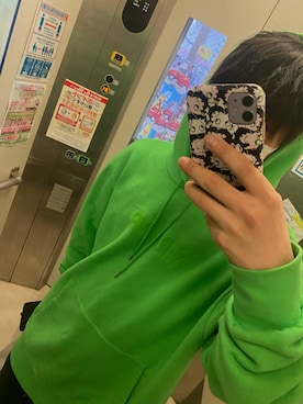 「RIPNDIP（リップンディップ）のアイテム（トップス）」を使った、アザラシさん（メンズ・172cm）の春コーディネート