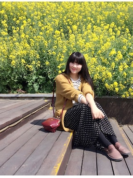 「アイテム（その他アウター、ゴールド系）」を使った、Patty小何さん（レディース・165cm）の春コーディネート