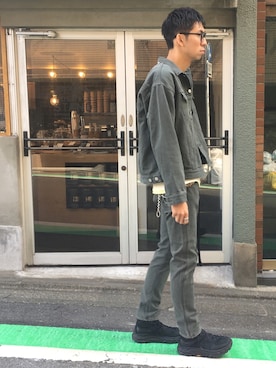 「オリーブ」｜「アイテム（デニムジャケット）」を使った、KEITOさん（メンズ・182cm）の春コーディネート