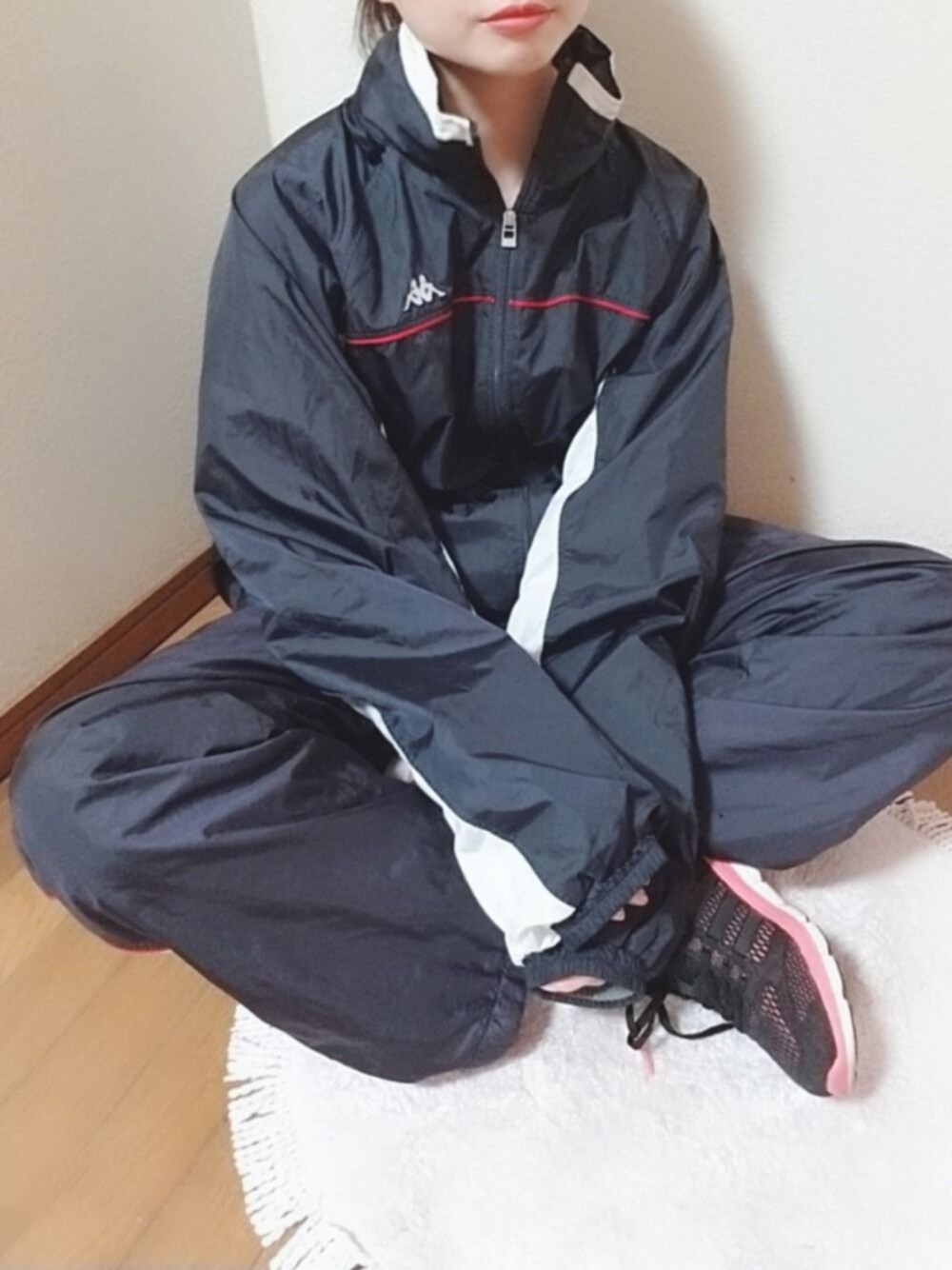 「ランニングシューズ、ジャージ、KAPPA、アディダス、ランニングスタイル、スポーツ」｜「adidasのアイテム（スニーカー、ピンク系）」を使った、YUMI…さん（レディース・154cm）の秋コーディネートの1枚目の写真