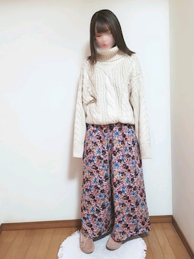 「花柄パンツ」｜「アイテム（デニムジャケット）」を使った、YUMI…さん（レディース・154cm）の秋コーディネート