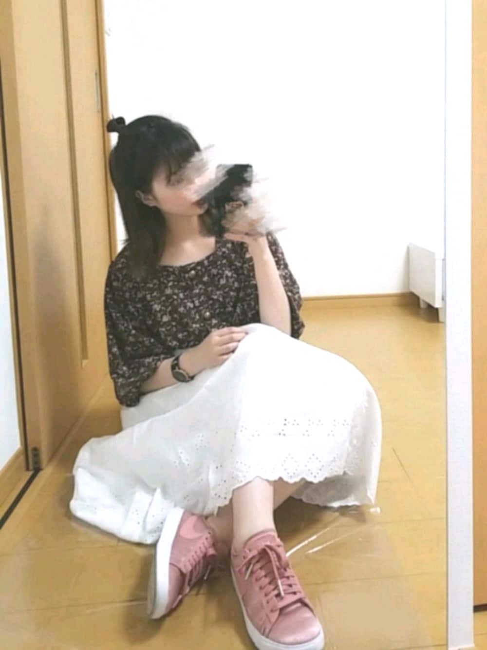「お洒落さんとつながりたい、今日のコーデ、ホワイトスカート、ピンク、夏コーデ、おしゃれさんと繋がりたい、ガーリー、プチプラ、ブラウス、フレアスカート」｜「Daniel WellingtonのDaniel Wellington　ダニエルウェリントン　CLASSIC BLACK　Cornwall　36mm（アナログ腕時計、ブラック系）」を使った、YUMI…さん（レディース・157cm）の夏コーディネートの1枚目の写真