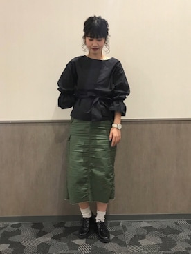 「カーキスカート」｜「アイテム（その他）」を使った、アヤミさん（レディース・171cm）の冬コーディネート