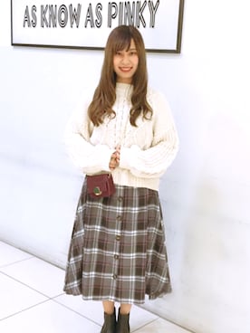 「AS KNOW AS PINKY（アズノゥアズピンキー）のアイテム（バッグ）」を使った、AS KNOW AS PINKYモラージュ佐賀さん（レディース・158cm）の秋コーディネート