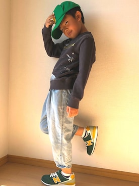 「NEW BALANCE（ニューバランス）のアイテム」を使った、ネモネモさん（キッズ・120cm）の秋コーディネート