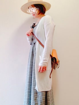 「AS KNOW AS plus（アズノゥアズプラス）のアイテム（ジャンパースカート）」を使った、ますちかさん（レディース・155cm）の夏コーディネート