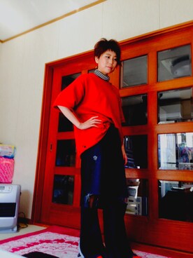 「OPENING CEREMONY（オープニングセレモニー）のアイテム（スウェット）」を使った、沖夕子さん（レディース・160cm）の春コーディネート
