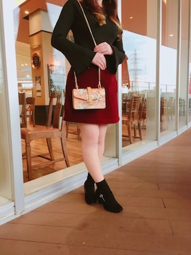 サマンサベガららぽーと海老名さんのコーディネート