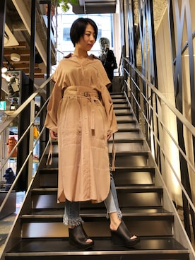 「アイテム（シャツワンピース、ピンク系）」を使った、なべさん（レディース・161cm）の春コーディネート