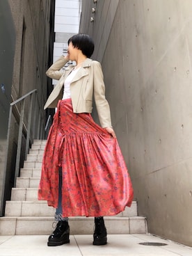 「大人ガーリー」｜「アイテム（ライダースジャケット）」を使った、なべさん（レディース・161cm）の春コーディネート