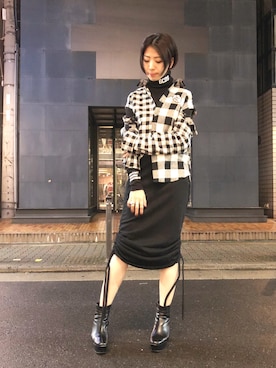 「GCDS」｜なべさん（レディース・161cm）の秋コーディネート