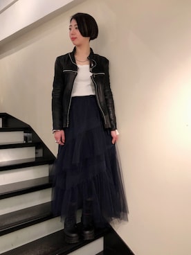 「大人ガーリー」｜「アイテム（ライダースジャケット）」を使った、なべさん（レディース・161cm）の春コーディネート