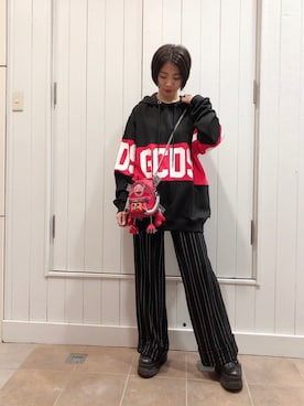 「GCDS」｜なべさん（レディース・161cm）の秋コーディネート