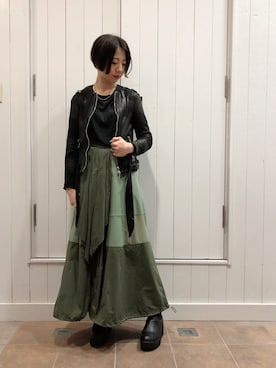 「ショートヘア」｜「アイテム（ライダースジャケット）」を使った、なべさん（レディース・161cm）の秋コーディネート