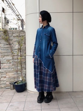 「BACKLASH（バックラッシュ）のアイテム」を使った、なべさん（レディース・161cm）の秋コーディネート