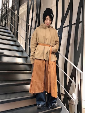 「ブラウンコーデ」｜「アイテム（ニットキャップ/ビーニー）」を使った、なべさん（レディース・161cm）の冬コーディネート