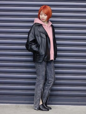 「春カラー」｜「アイテム（ライダースジャケット）」を使った、なべさん（レディース・161cm）の春コーディネート