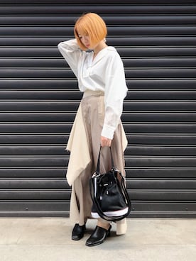 「OKERU（オケル）のアイテム」を使った、なべさん（レディース・161cm）の春コーディネート