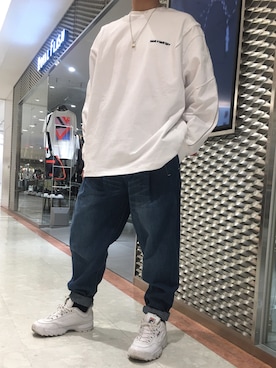 「FILA（フィラ）のアイテム（スニーカー）」を使った、☹MASATO☻さん（メンズ・175cm）の春コーディネート