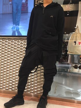 「A-COLD-WALL*（アコールドウォール）のアイテム（パーカー）」を使った、☹MASATO☻さん（メンズ・175cm）の春コーディネート