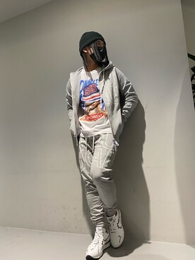 「1piu1uguale3 RELAX（ウノピュウノウグァーレトレリラックス）のアイテム（スウェットパンツ）」を使った、☹MASATO☻さん（メンズ・175cm）の冬コーディネート