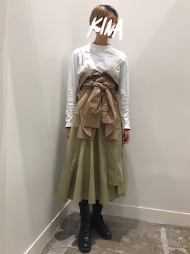 「ippei takei（イッペイタケイ）のアイテム」を使った、Kinari Imaiさん（レディース・170cm）の秋コーディネート