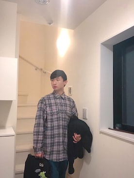 「テーパードデニム」｜「アイテム（その他アウター）」を使った、ミンミンさん（メンズ・172cm）の冬コーディネート