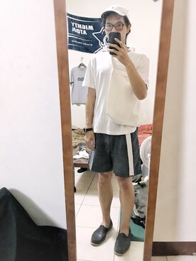 「TOPMAN（トップマン）のアイテム（Tシャツ/カットソー）」を使った、Canさん（メンズ・177cm）の秋コーディネート