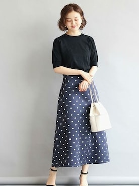 「ドット柄スカート」｜「アイテム（サンダル）」を使った、endoさん（レディース・162cm）の夏コーディネート