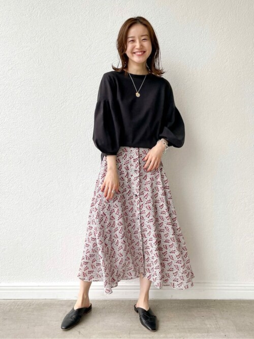 カラーグリーンsetaichiro バラ フレアスカート 新品未使用 - スカート