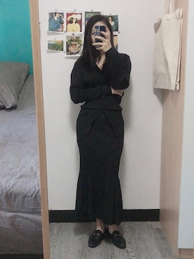 「基础款」｜「アイテム（ローファー）」を使った、marinazzmyさん（レディース・164cm）の秋コーディネート