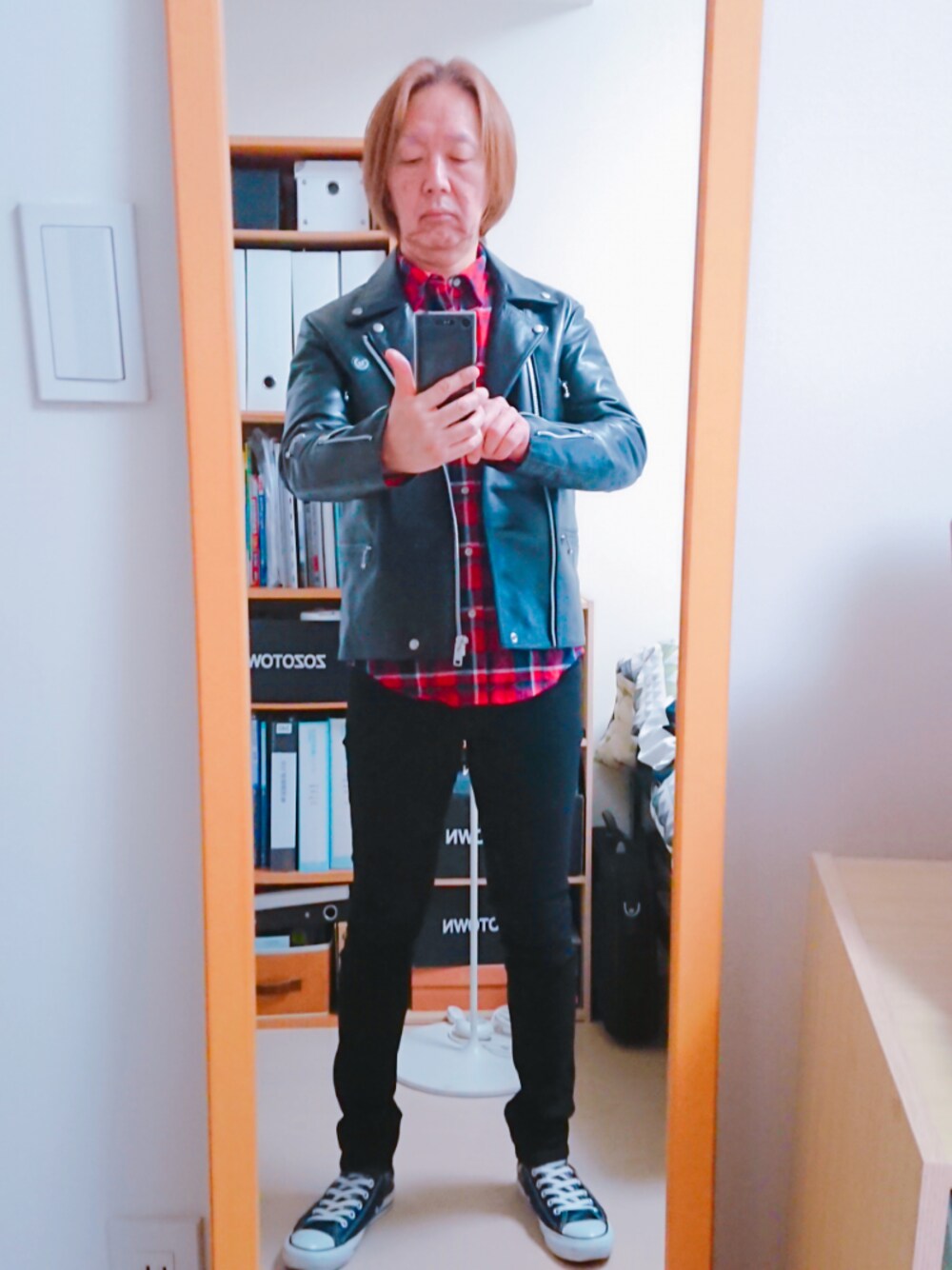 「ROTARのROTAR RIDERS (W) / ライダース / ダブル（ライダースジャケット、ブラック系）」を使った、TAOsanさん（メンズ・172cm）の秋コーディネートの1枚目の写真