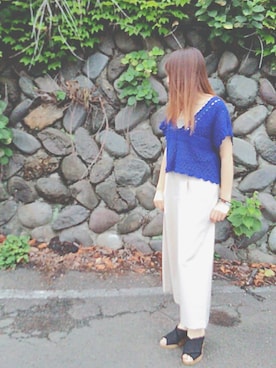 「Kastane（カスタネ）のかぎ針ニット半袖プルオーバー（シャツ/ブラウス、ブルー系）」を使った、Aya Imaiさん（レディース・159cm）の夏コーディネート