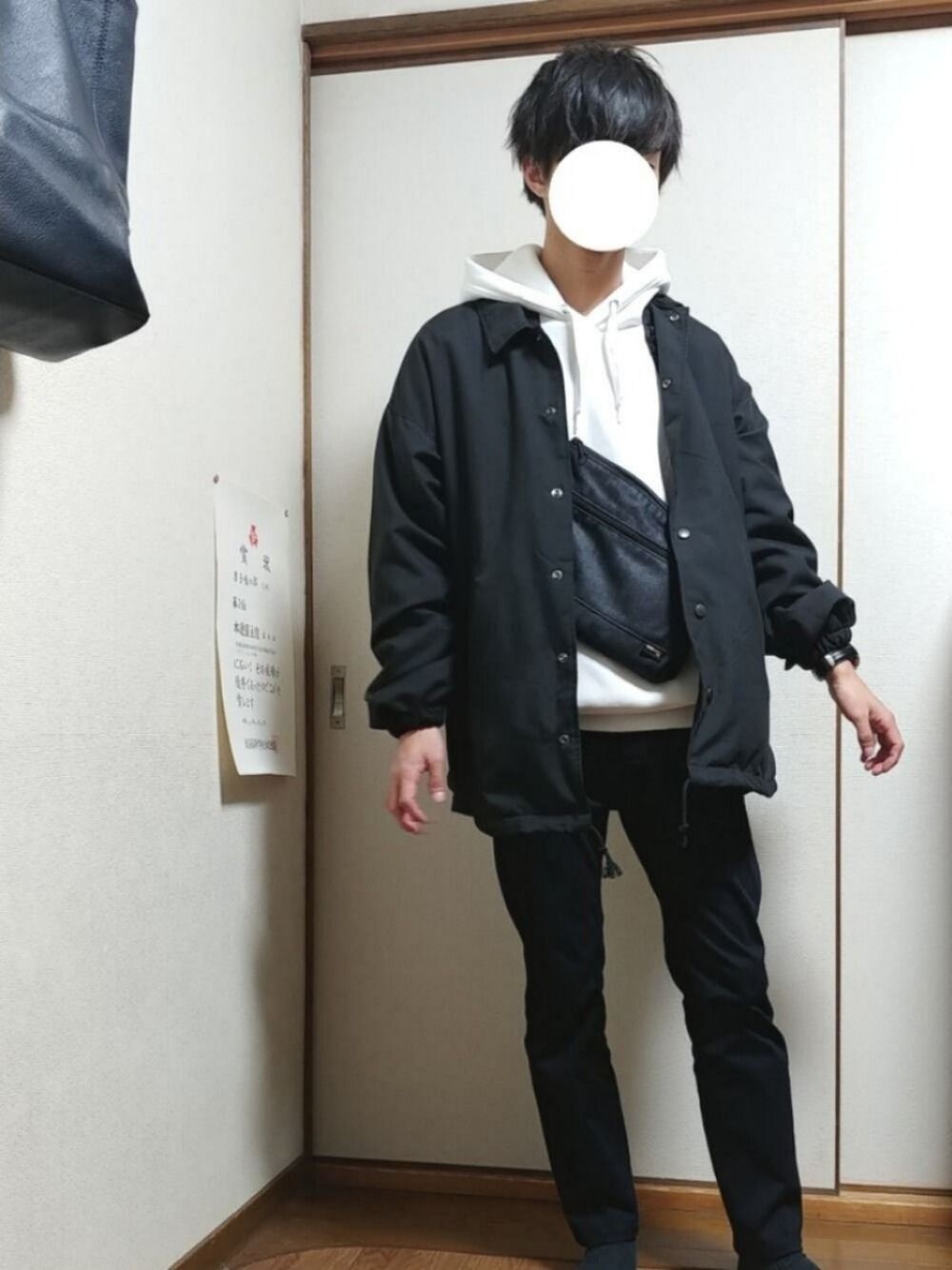 「低身長、秋コーデ、kutir、GU、コーチジャケット、パーカー、黒スキニー、お洒落さんとつながりたい、モノトーン、プチプラ」｜「kutirの【youtuberげんじ紹介アイテム】coach JACKET AW / コーチジャケット 裏フリース（ブルゾン、ブラック系）」を使った、yuna(低身長)さん（メンズ・161cm）の秋コーディネートの1枚目の写真