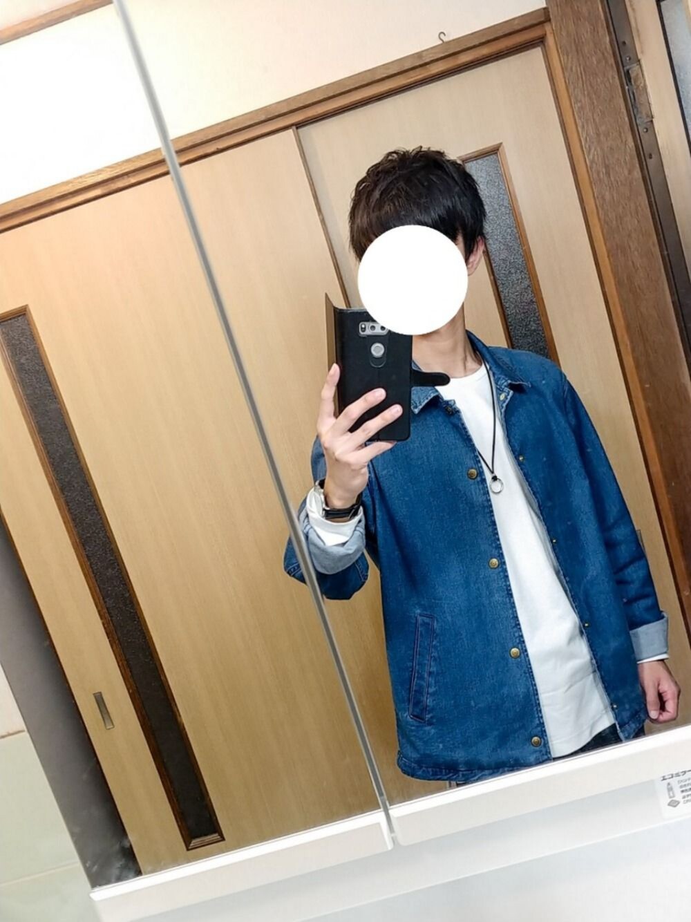 「低身長、秋コーデ、GU、RAGEBLUE、AAA+、デニム、コーチジャケット、スキニー、黒スキニー、GLOBAL WORK」｜「GUのデニムコーチジャケット（デニムジャケット、ブルー系）」を使った、yuna(低身長)さん（メンズ・161cm）の秋コーディネートの1枚目の写真