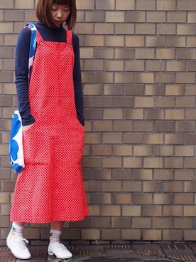 「marimekko（マリメッコ）のアイテム（サロペット/オーバーオール）」を使った、マリメッコ古着市さん（レディース・150cm）の春コーディネート