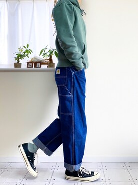 「アイテム（パーカー、グリーン系）」を使った、TAKUさん（メンズ・175cm）の冬コーディネート