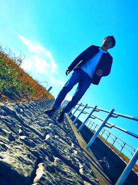 「HARE（ハレ）の【吸水速乾&通気性/WEB限定アイテム】COOLMAXデニムスキニー(HARE)（デニムパンツ）」を使った、ののりさん（メンズ・173cm）の冬コーディネート