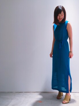 サンダル ベージュ系 を使った 青ワンピース の人気ファッションコーディネート Wear