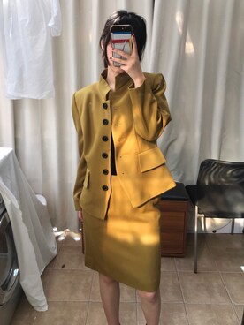 「アイテム（スーツジャケット、ゴールド系）」を使った、yanggunさん（レディース・165cm）の冬コーディネート