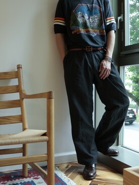 「アイテム（バングル/リストバンド、グレー系）」を使った、takayoshiさん（メンズ・165cm）の秋コーディネート