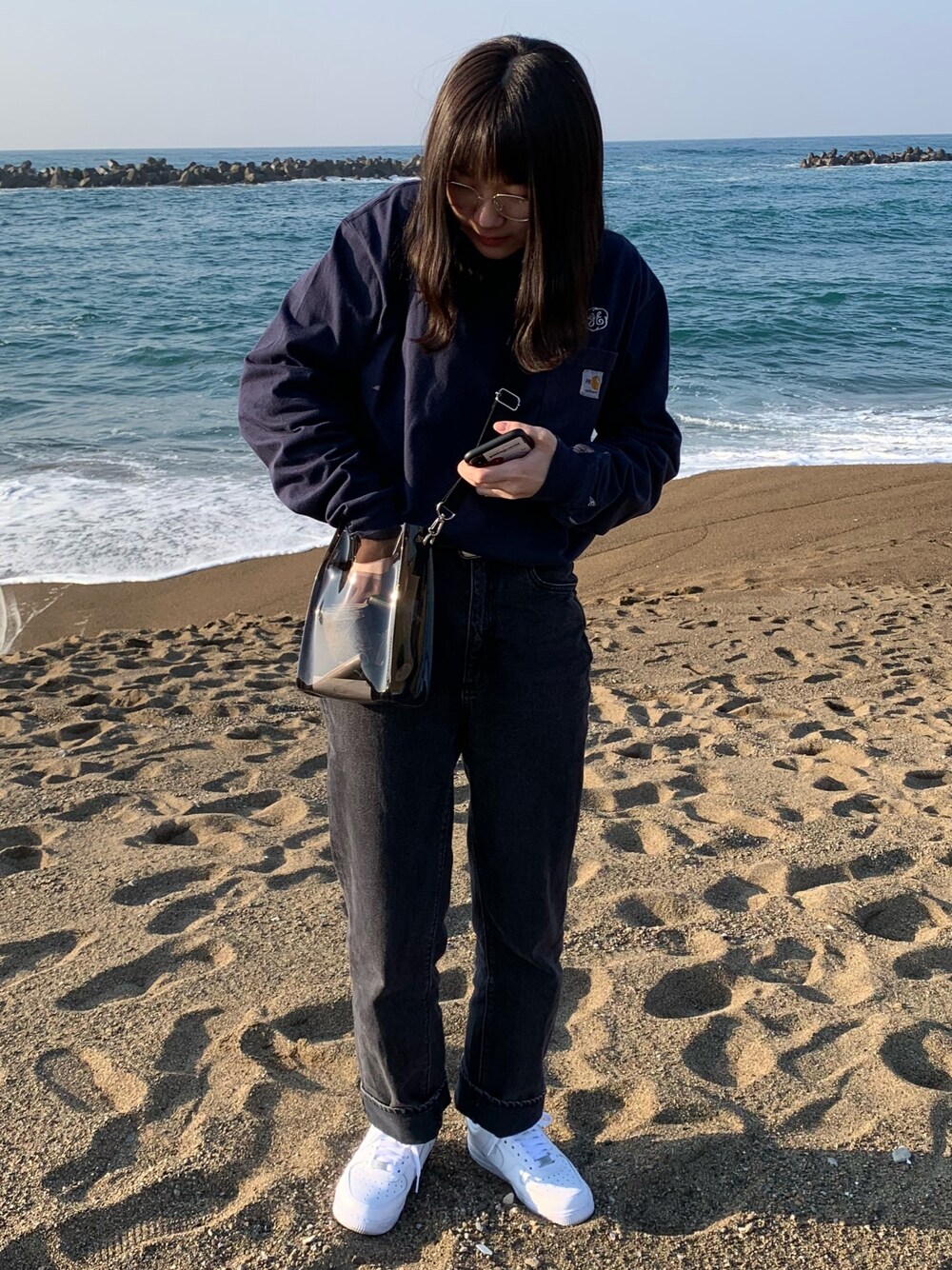 「古着、古着MIX、デニム、GU、carhartt、カーハート、メンズライク」｜「Carharttのアイテム（トップス、ブルー系）」を使った、マナハさん（レディース・160cm）の春コーディネートの1枚目の写真
