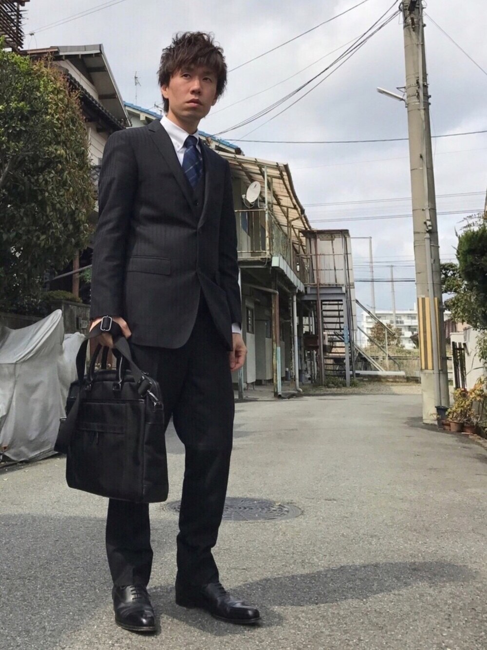 BURBERRY BLACK LABELのスーツベストを使った人気ファッション