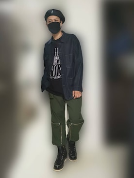 「グラフィックＴ」｜「アイテム（デニムジャケット）」を使った、KOMYさん（メンズ・179cm）の春コーディネート