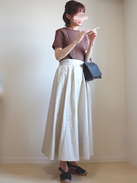 「リブT」｜「アイテム（スリッポン）」を使った、くろろーさん（レディース・160cm）の夏コーディネート