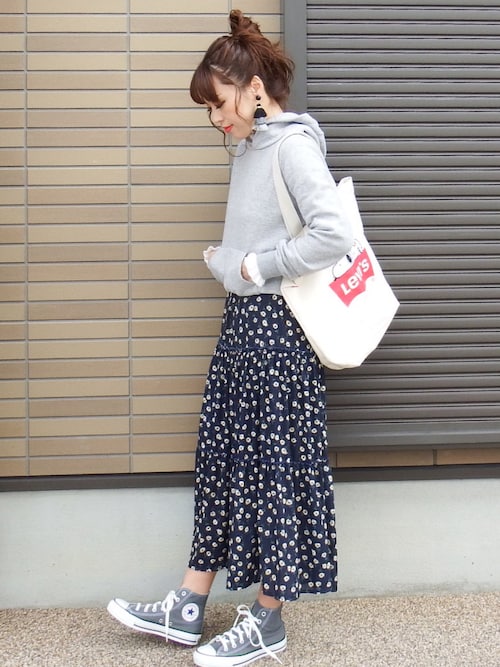 スニーカーコーデ特集 冬のおしゃれは足元から楽しみたい Unisize ユニサイズ