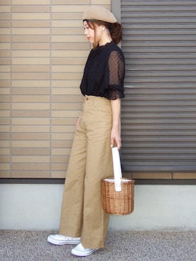 「GRL」｜「アイテム（チノパンツ）」を使った、miho🅰ニコさん（レディース・165cm）の春コーディネート