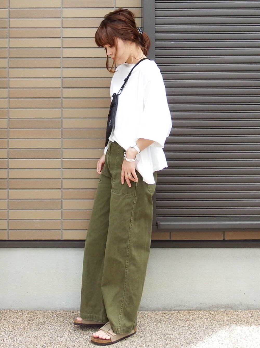 「アダルトおカワたん部、birkenstock、METALLICSTONES、2018ss、ビルケンシュトック、HARE、PR、kucroissant、ku-croissant」｜「HAREのギャザーワイドカットソー5分袖（HARE）（Tシャツ/カットソー、ホワイト系）」を使った、miho🅰ニコさん（レディース・165cm）の春コーディネートの1枚目の写真