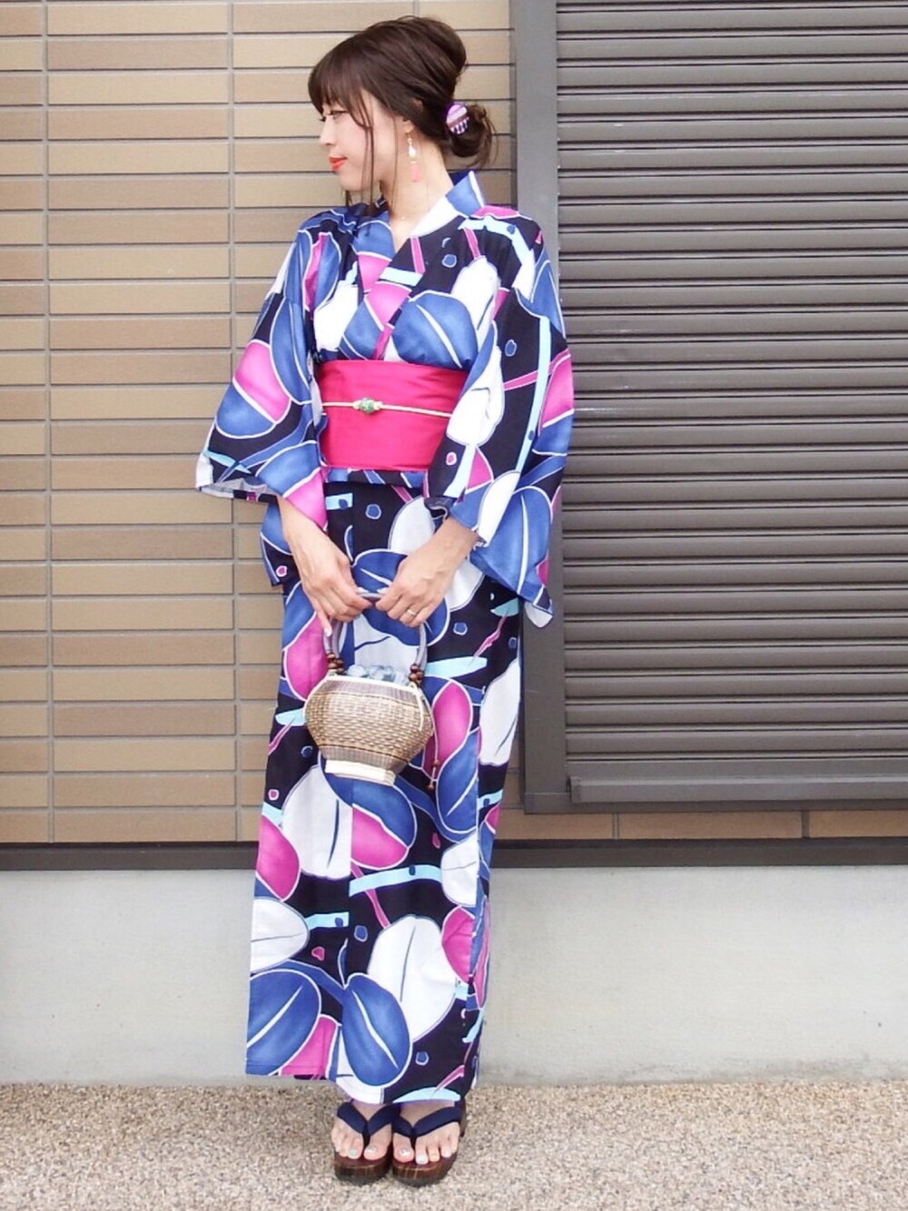「アダルトおカワたん部、浴衣、浴衣女子、GRL、グレイル、Hime.、VTTHAI」｜「GRLの3点セットモダンリーフ浴衣（浴衣、ブルー系）」を使った、miho🅰ニコさん（レディース・165cm）の夏コーディネートの1枚目の写真