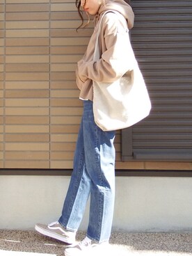 「SEVENDAYS=SUNDAY（セブンデイズサンデイ）のアイテム（ハンドバッグ）」を使った、miho🅰ニコさん（レディース・165cm）の冬コーディネート